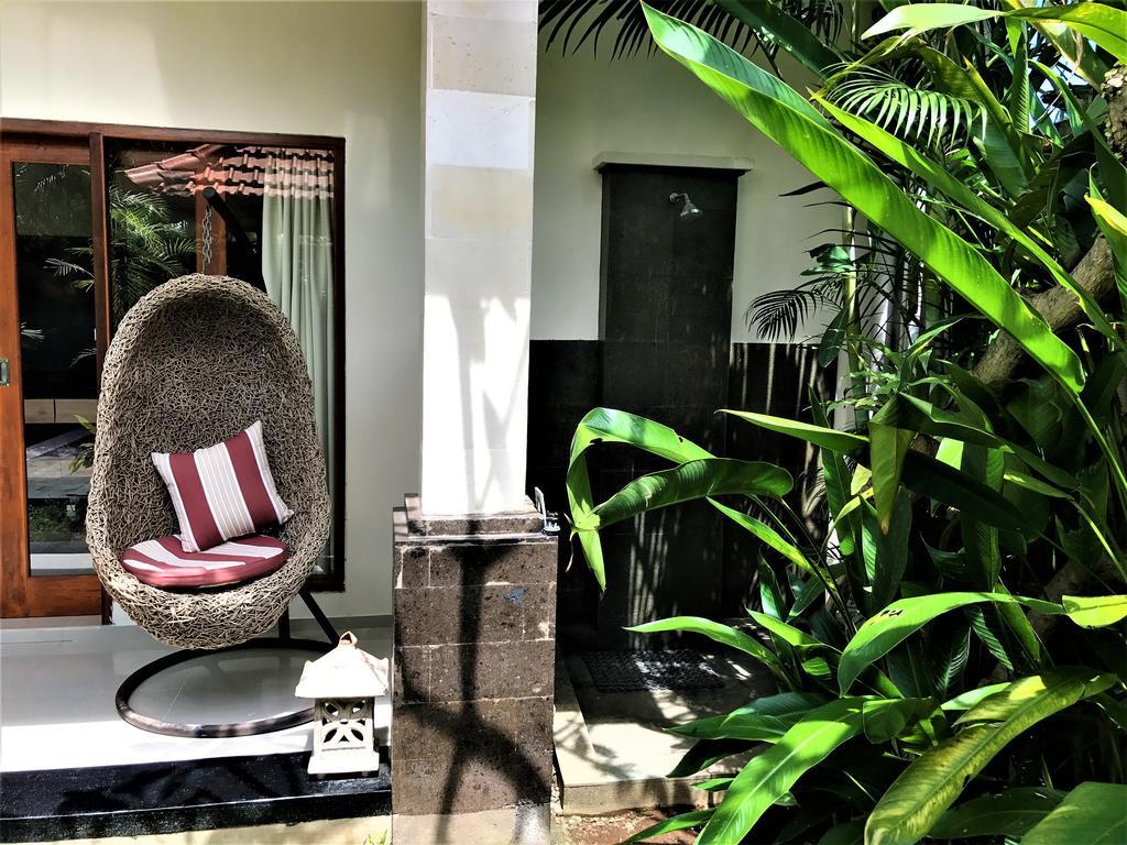 Rumah Indah Villa Seminyak Værelse billede